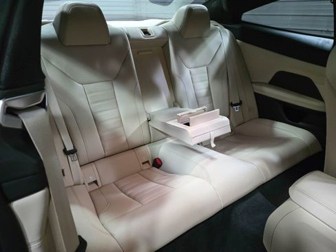 Used 2021 BMW 430i xDrive Coupe w/ M Sport Package image 15