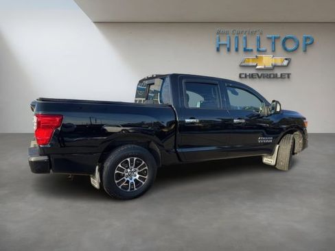 Used 2021 Nissan Titan SV w/ SV Convenience Package image 5