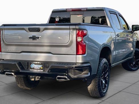 Used 2023 Chevrolet Silverado 1500 LT Trail Boss w/ LT Trail Boss Premium Package image 12
