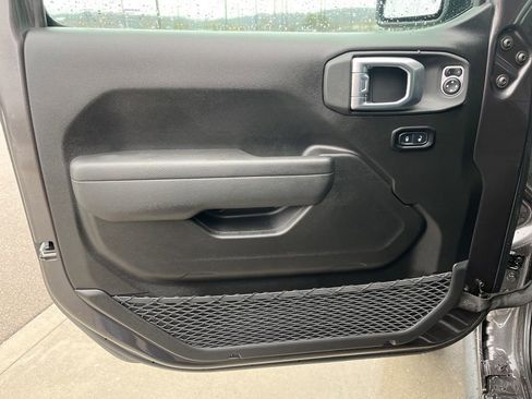 New 2026 Jeep Wrangler Unlimited Rubicon image 5