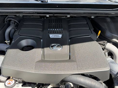 Used 2024 Lexus GX 550 w/ Cold Area Package AWD/4WD image 92