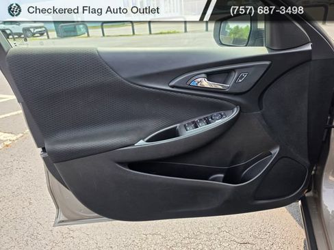Used 2024 Chevrolet Malibu LT FWD image 21