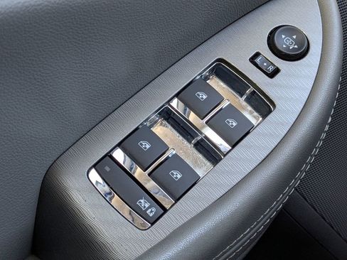 Used 2017 Chevrolet Impala LS image 22