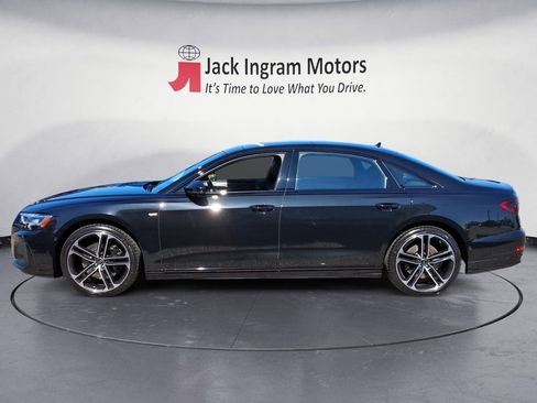 New 2025 Audi A8 L 3.0T image 2