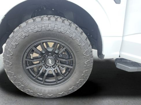 Used 2024 Ford F150 STX w/ Equipment Group 201A FX4 AWD/4WD image 13