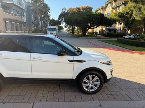 Used 2017 Land Rover Range Rover Evoque SE Premium AWD/4WD image 26