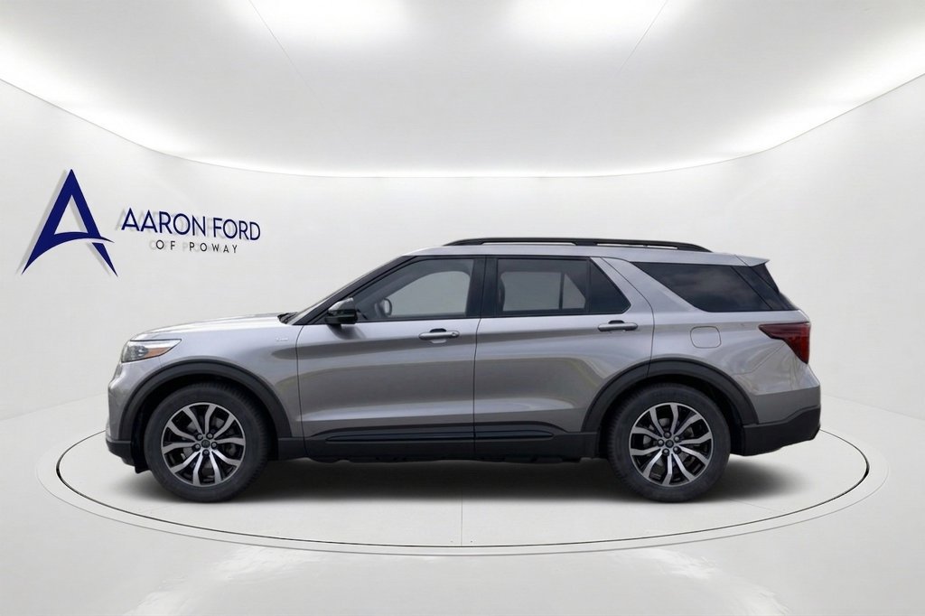 Used 2025 Ford Explorer ST-Line w/ Premium Package RWD image 3