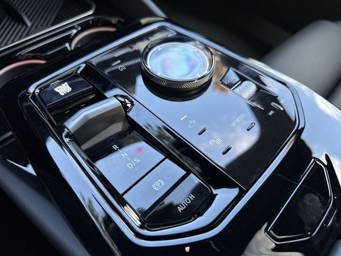 New 2026 BMW 530i xDrive 530i xDrive w/ M Sport Package image 24