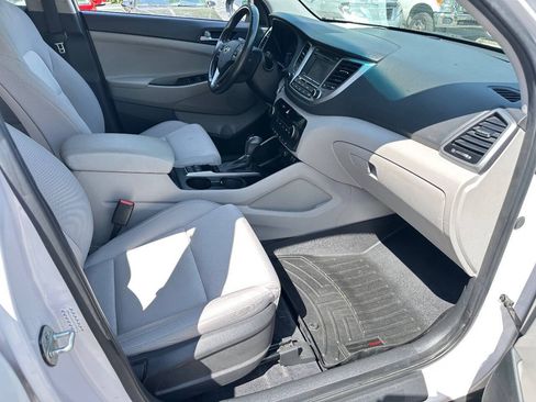 Used 2017 Hyundai Tucson Sport AWD/4WD image 9