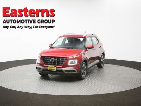 Used 2025 Hyundai Venue Limited image 54