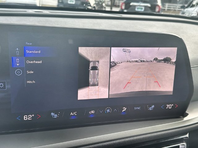Certified 2026 Chevrolet Traverse LT w/ Driver Confidence Package FWD image 14