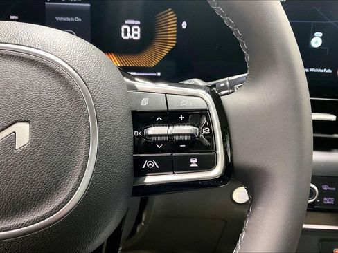 New 2026 Kia Carnival image 14