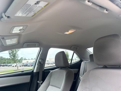 Used 2016 Toyota Corolla LE FWD image 30