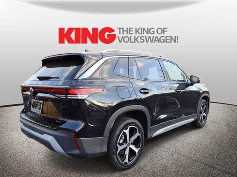 New 2026 Volkswagen Tiguan SE image 3