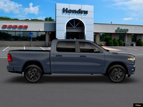 New 2026 RAM 1500 Big Horn AWD/4WD image 9