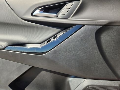 New 2026 Chevrolet Equinox LT w/ LPO, Floor Liner Package FWD image 24