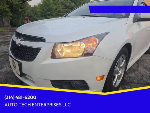 Used 2014 Chevrolet Cruze LT w/ RS Package FWD image 1