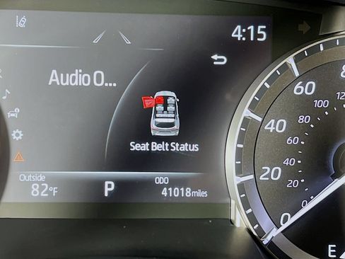 Used 2022 Toyota Highlander Platinum AWD/4WD image 11
