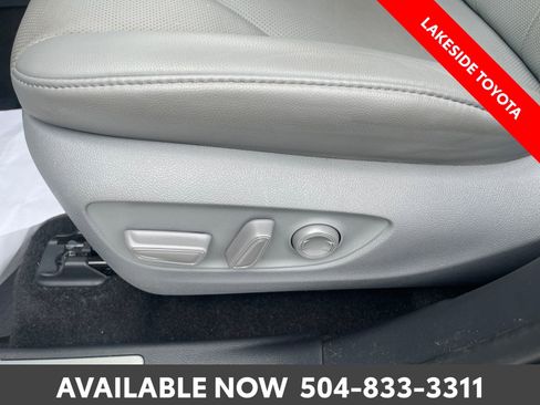 Used 2023 Toyota Highlander Limited FWD image 29