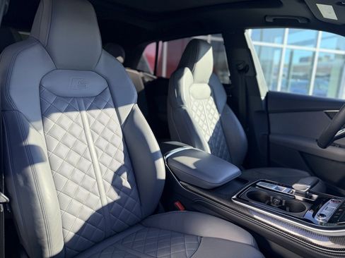 Used 2023 Audi SQ8 Prestige image 22