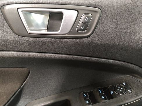 Used 2019 Ford EcoSport SE image 27