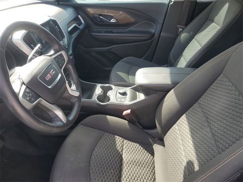 Used 2018 GMC Terrain SLE w/ Driver Convenience Package image 18