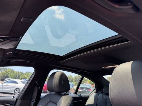 Used 2020 BMW 530i RWD image 18