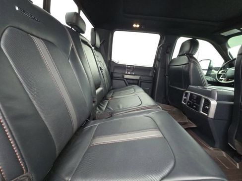 Used 2022 Ford F250 Platinum image 15