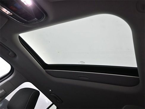 New 2024 Jeep Grand Cherokee Laredo X image 21