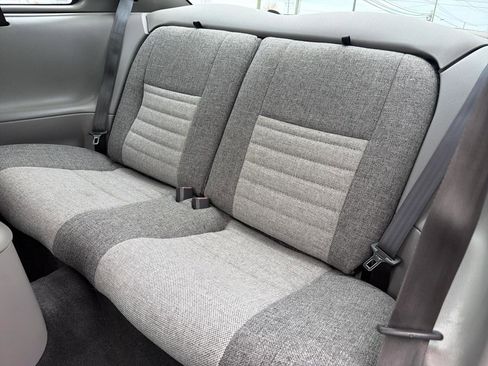 Used 2004 Ford Mustang Coupe image 19