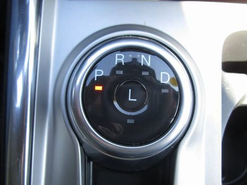 Used 2022 Ford Explorer Limited w/ Equipment Group 301A image 48