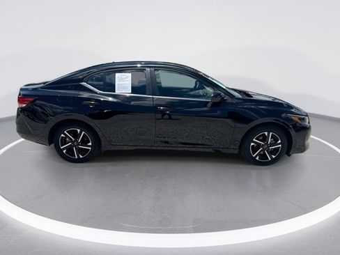 Used 2024 Nissan Sentra SV FWD image 5