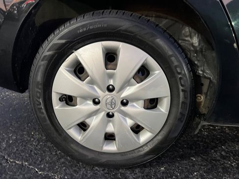 Used 2012 Toyota Yaris Sedan image 36