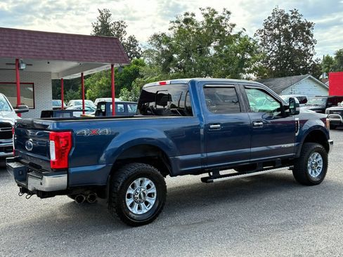 Used 2017 Ford F250 Lariat w/ Lariat Ultimate Package AWD/4WD image 6