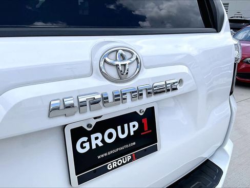 Used 2014 Toyota 4Runner SR5 Premium RWD image 30