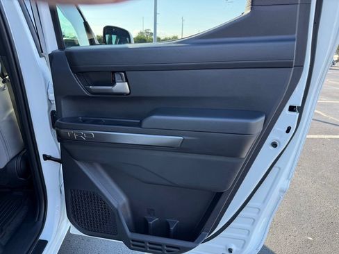 Certified 2025 Toyota Tacoma TRD Sport AWD/4WD image 37