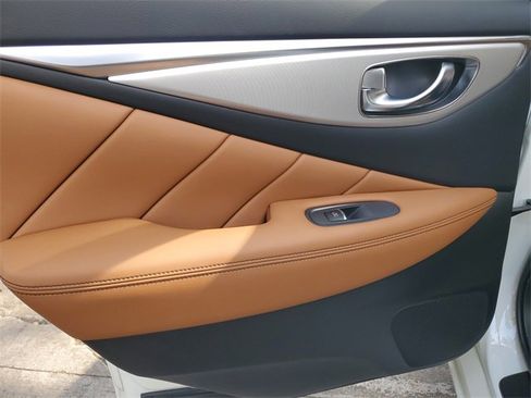 Used 2024 INFINITI Q50 Luxe w/ Cargo Package image 9