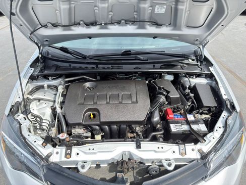 Used 2019 Toyota Corolla LE FWD image 58