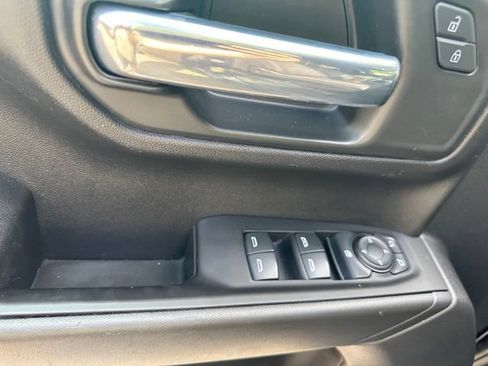 Used 2023 Chevrolet Silverado 1500 Custom Trail Boss w/ LPO, Dark Essentials Package AWD/4WD image 15