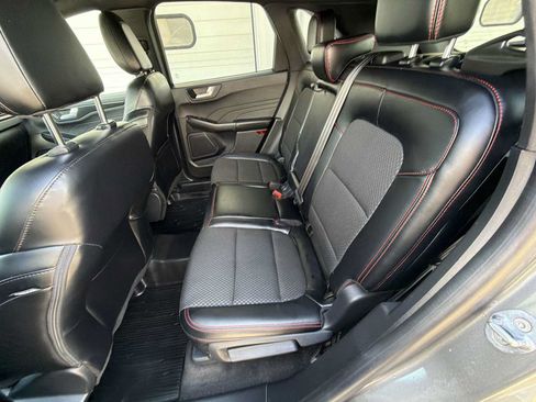 Used 2024 Ford Escape ST-Line w/ Tech Pack #1 AWD/4WD image 24