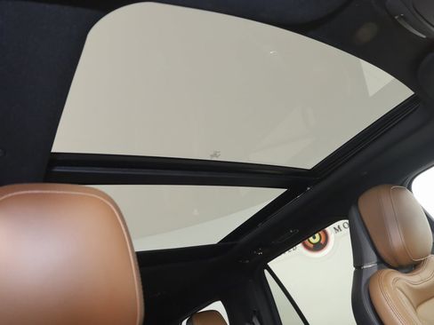 Used 2023 Lincoln Navigator Reserve image 12