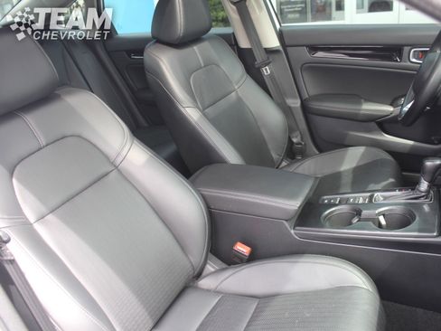 Used 2023 Honda Civic Touring image 30