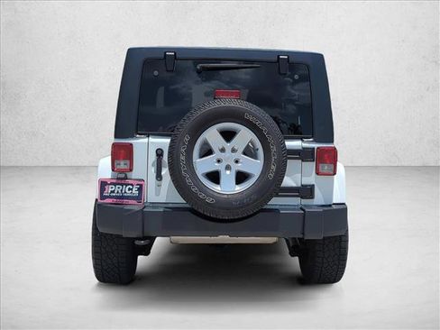 Used 2018 Jeep Wrangler Unlimited Sport S image 7