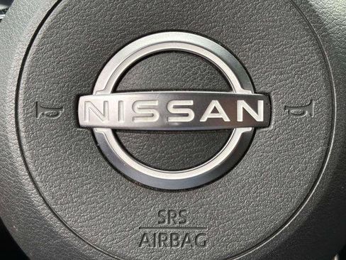 Used 2022 Nissan Pathfinder S AWD/4WD image 24