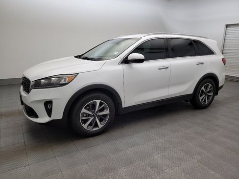 Used 2019 Kia Sorento EX FWD image 2