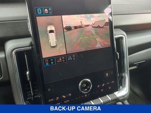 New 2026 GMC Yukon XL Denali w/ Sun & Power Step Package image 23