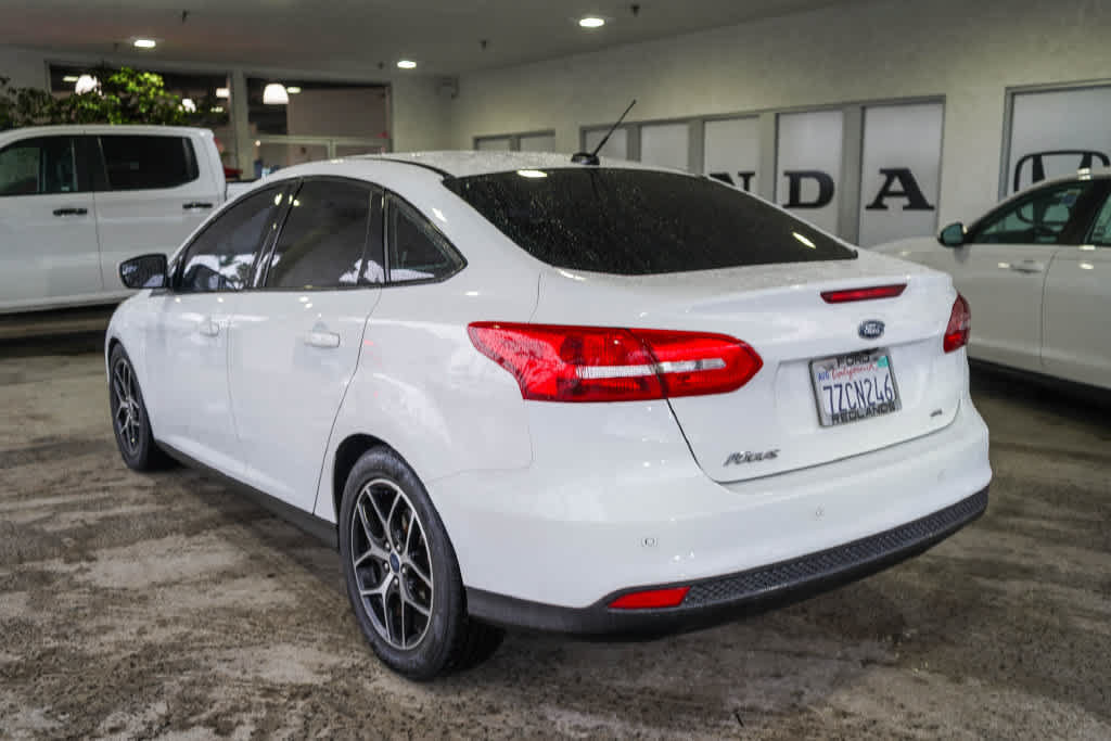 Used 2017 Ford Focus SEL FWD image 8
