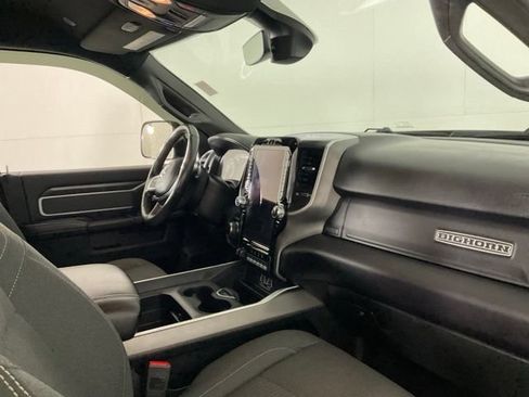 Used 2021 RAM 2500 Big Horn w/ Level 2 Equipment Group AWD/4WD image 29