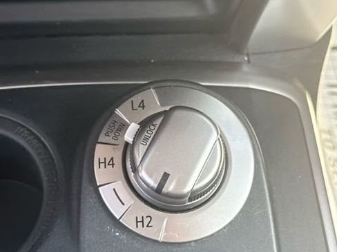 Used 2024 Toyota 4Runner SR5 image 27