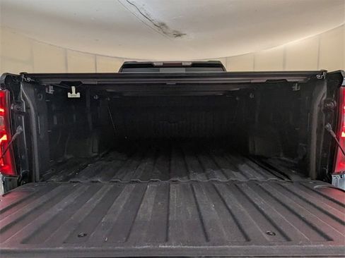 Used 2020 Chevrolet Silverado 1500 RST image 12